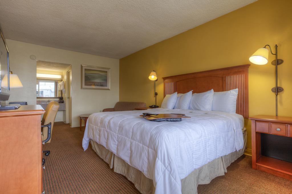 Econo Lodge Byron Ruang foto